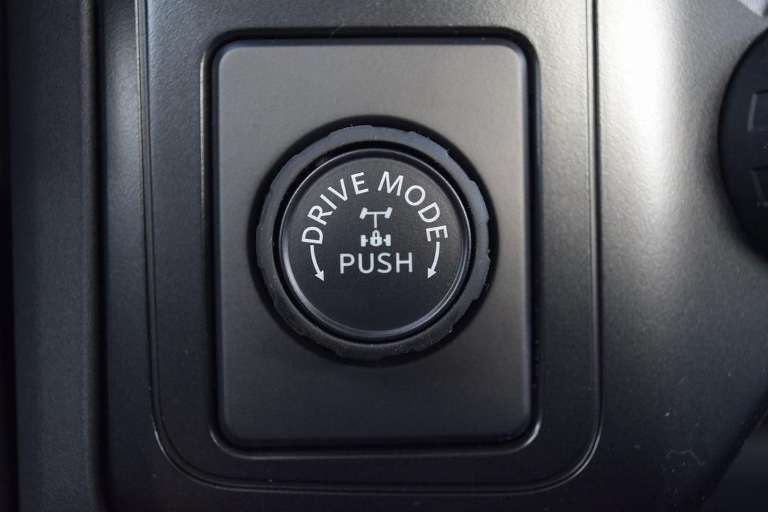 2025 Ford F-250 Super Duty XL - Photo 15