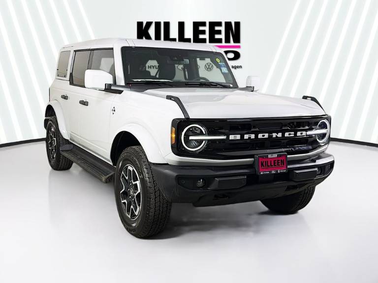 2026 Ford Bronco Outer Banks