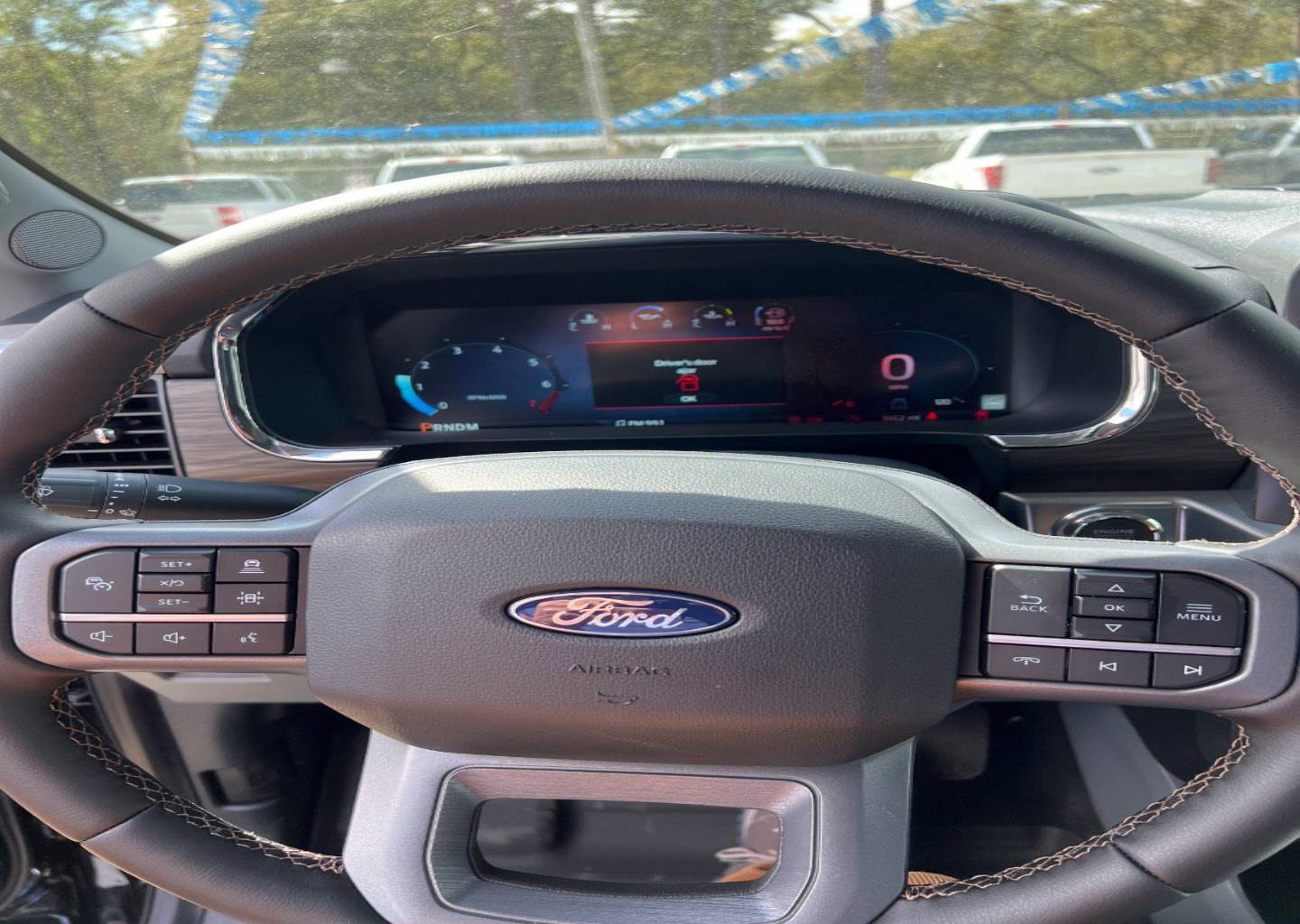2025 Ford F-150 Lariat - Photo 10