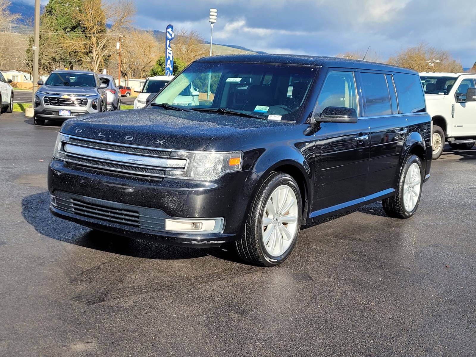 Used 2017 Ford Flex SEL