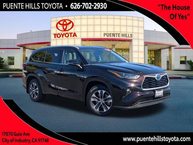 2022 Toyota Highlander Hybrid XLE