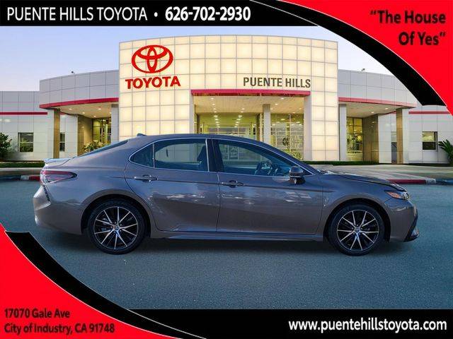 2023 Toyota Camry SE