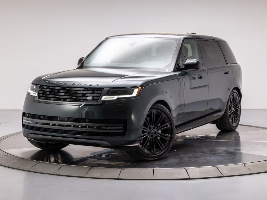 2026 Land Rover Range Rover P400 SE 7 Seat