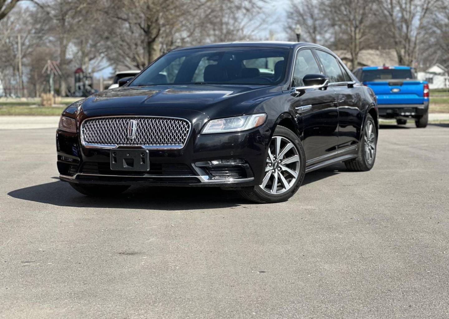 Used 2020 Lincoln Continental Base with VIN 1LN6L9VKXL5606067 for sale in Kansas City