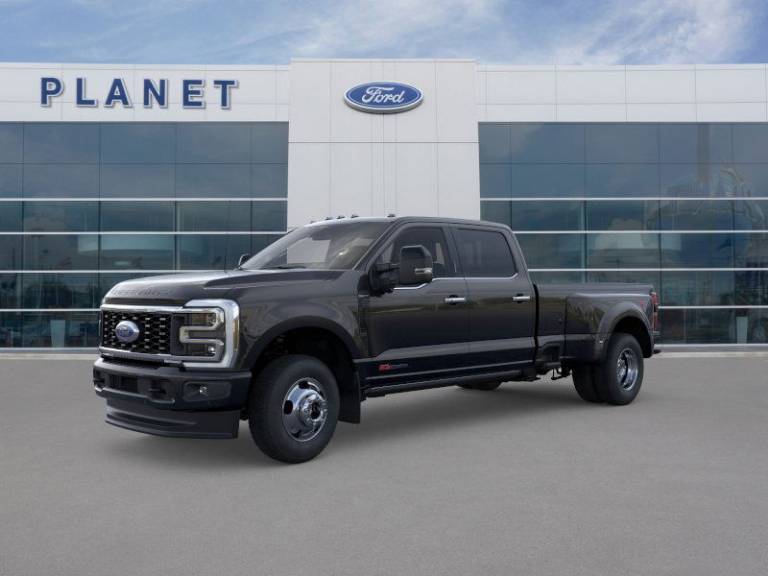 2026 Ford Super Duty F-350 DRW Platinum 4WD Crew Cab 8' Box