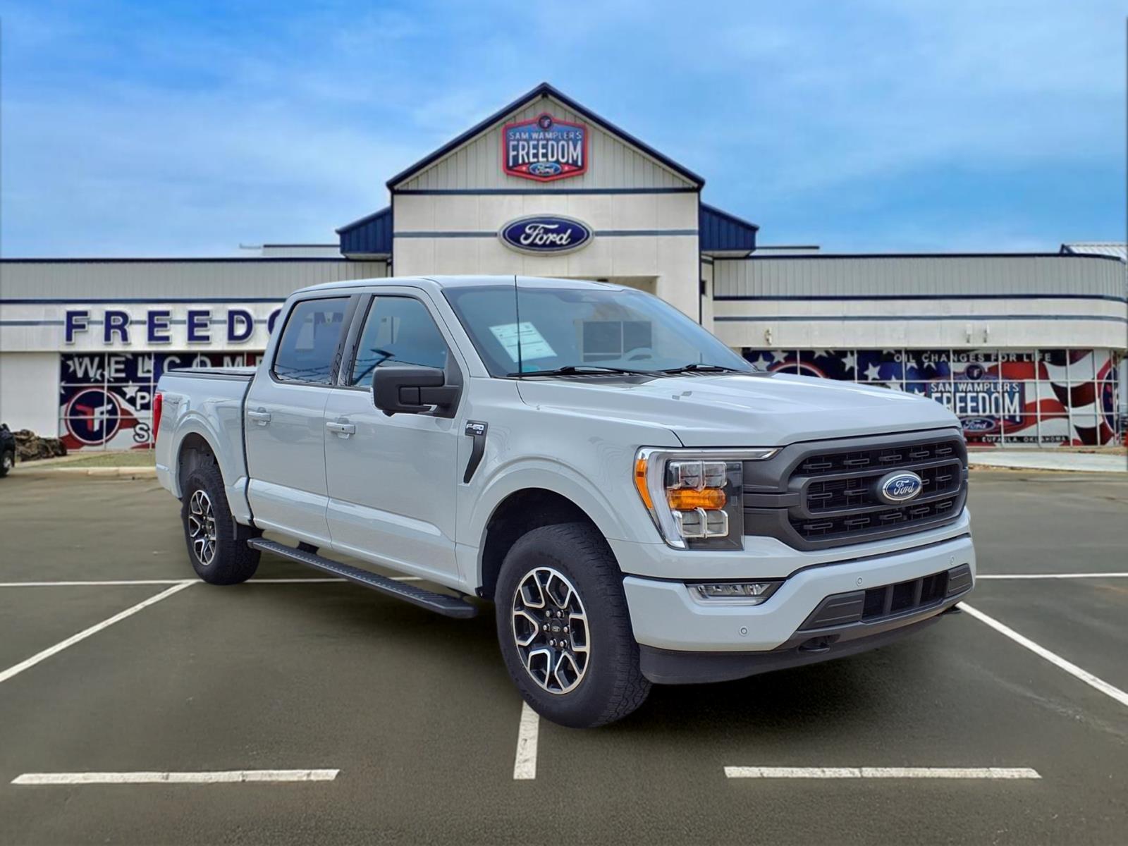 2023 Ford F-150 XLT