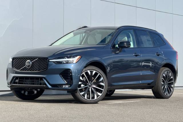 2026 Volvo XC60 B5 Ultra