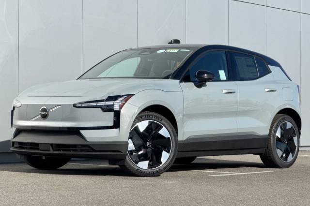 2026 Volvo EX30 Twin Motor Performance Plus