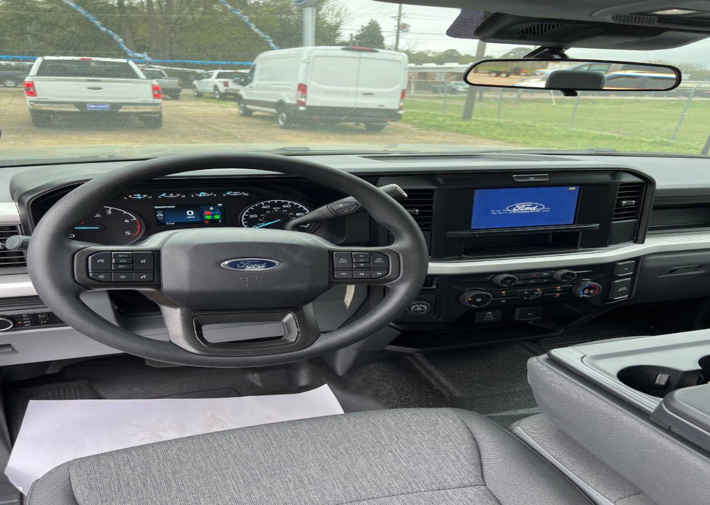 2025 Ford F-250 Super Duty XL - Photo 14
