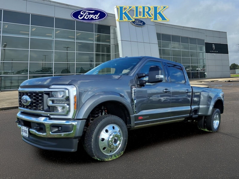 2026 Ford F-450 Super Duty LARIAT