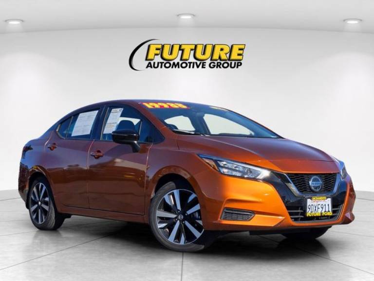 2022 Nissan Versa 1.6 SR