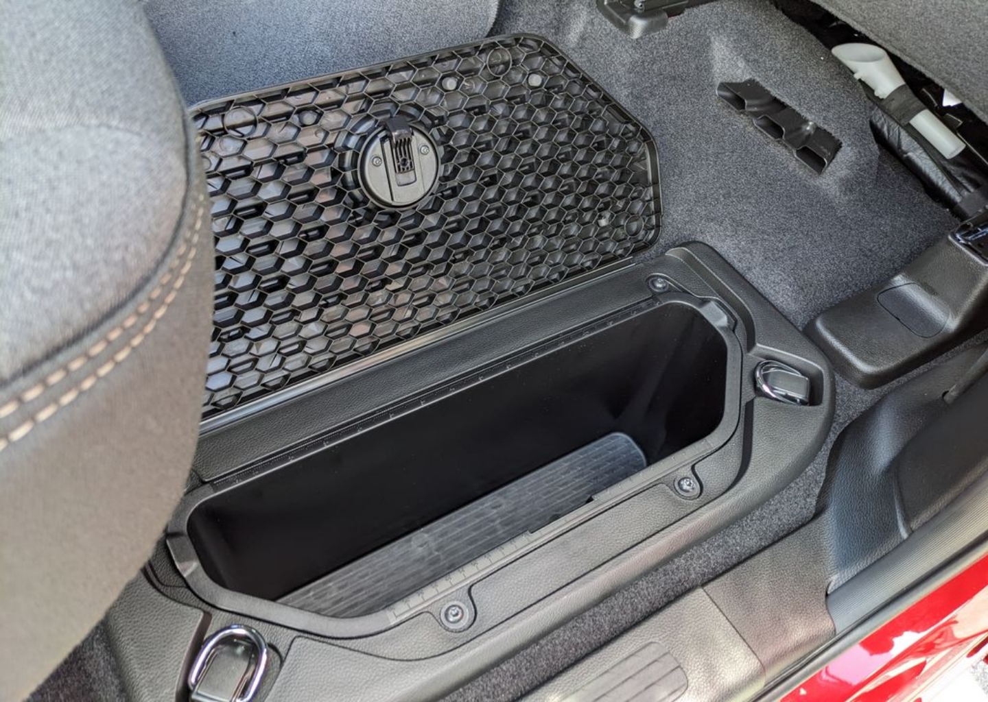 2026 RAM 1500 Express - Photo 38