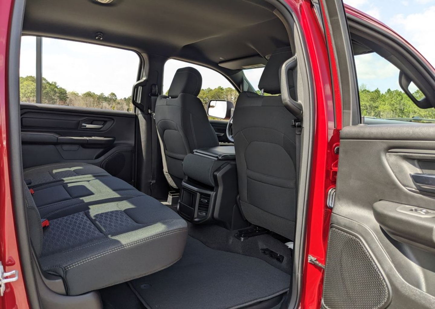 2026 RAM 1500 Express - Photo 41