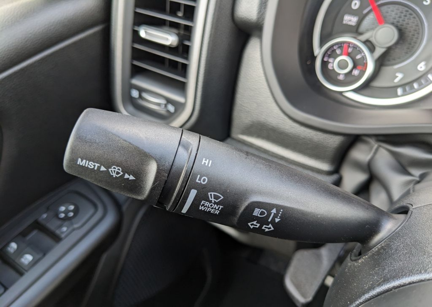 2026 RAM 1500 Express - Photo 45