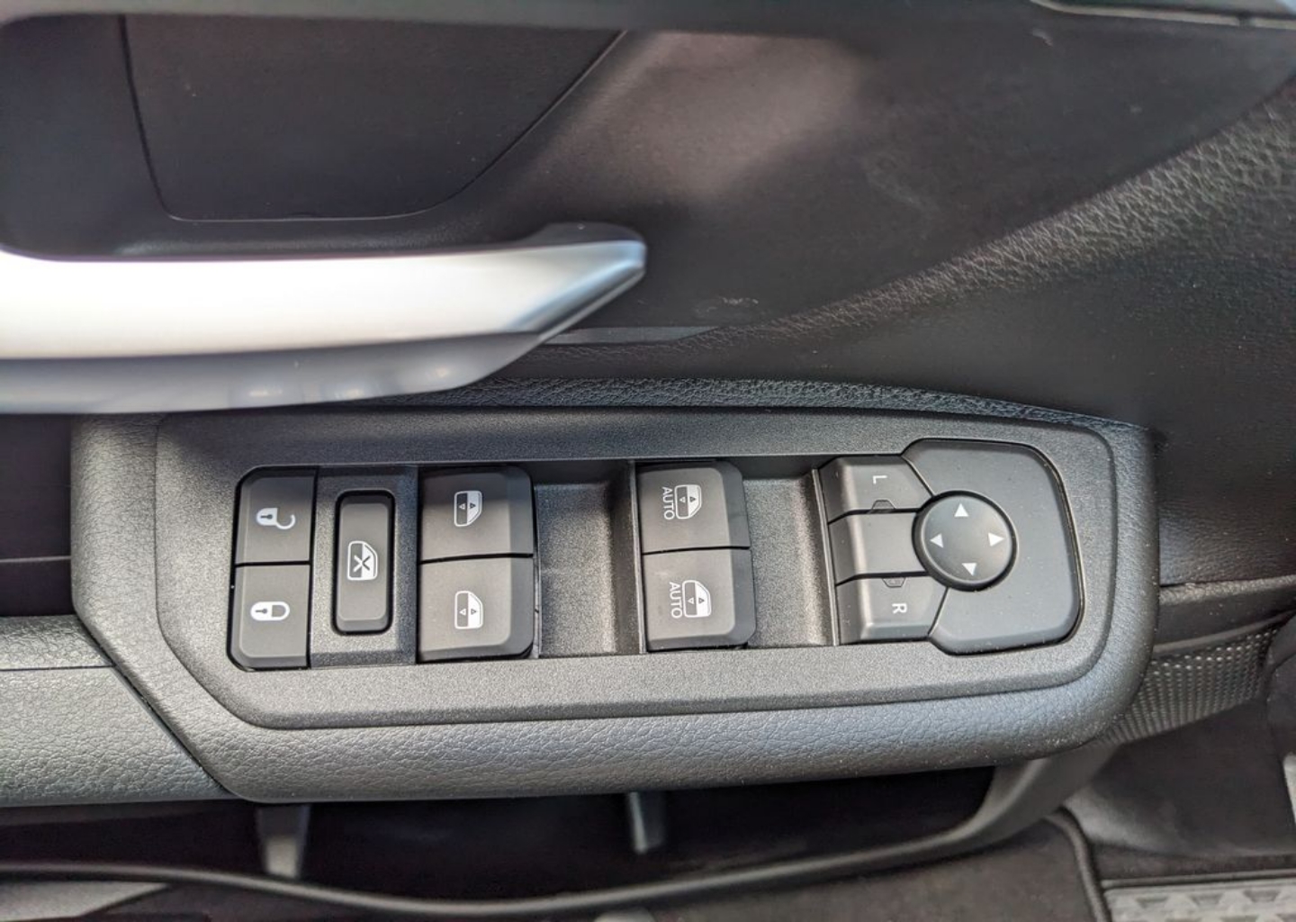 2026 RAM 1500 Express - Photo 46