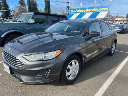 2019 Ford Fusion S