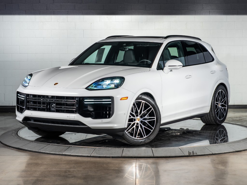 2024 Porsche Cayenne E-Hybrid Turbo