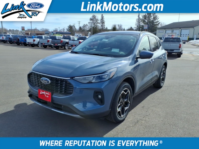2026 Ford Escape Platinum AWD