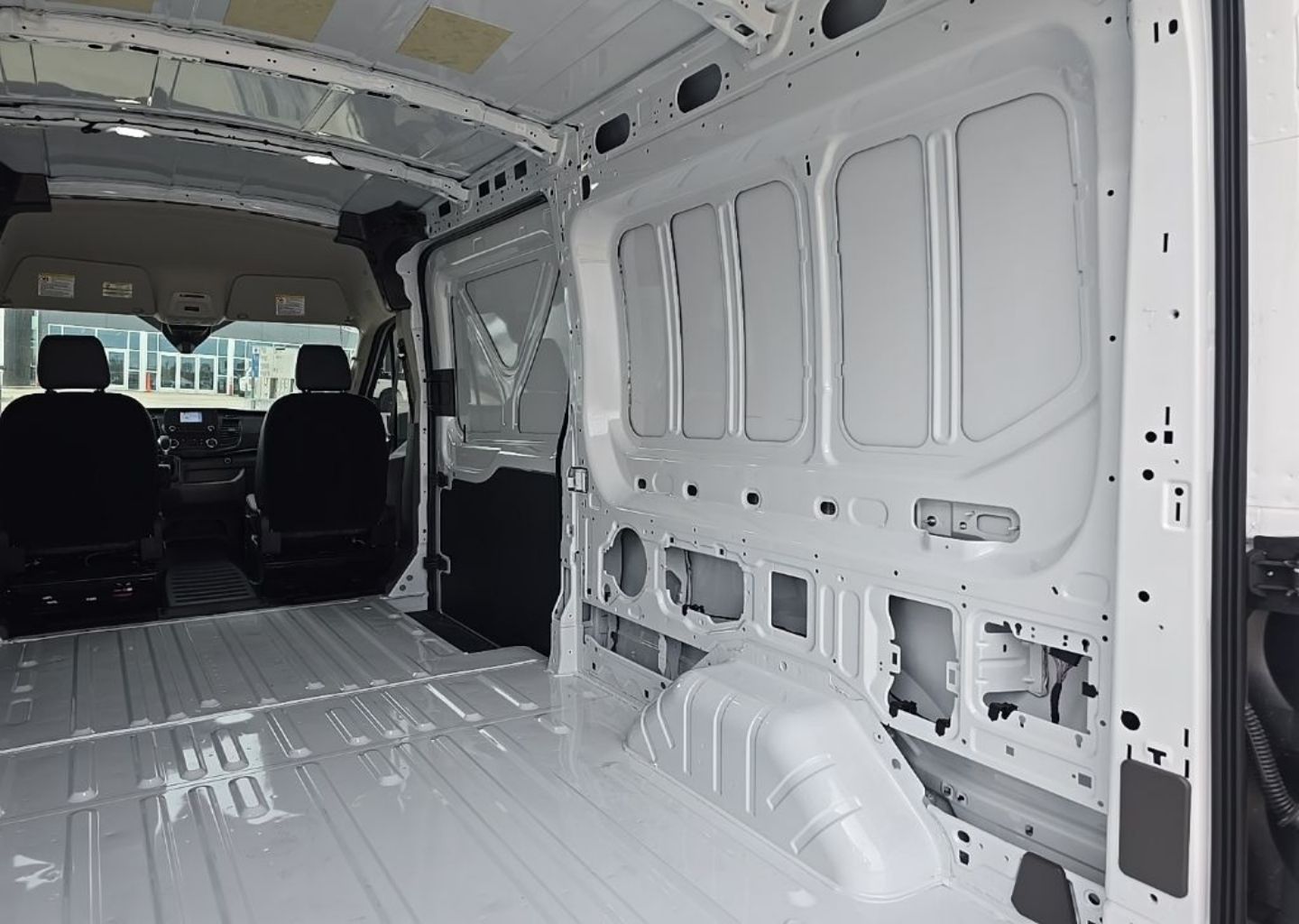 2025 Ford Transit Van Base - Photo 14