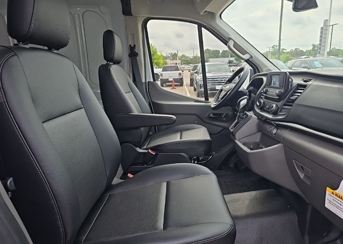 2025 Ford Transit Van Base - Photo 19