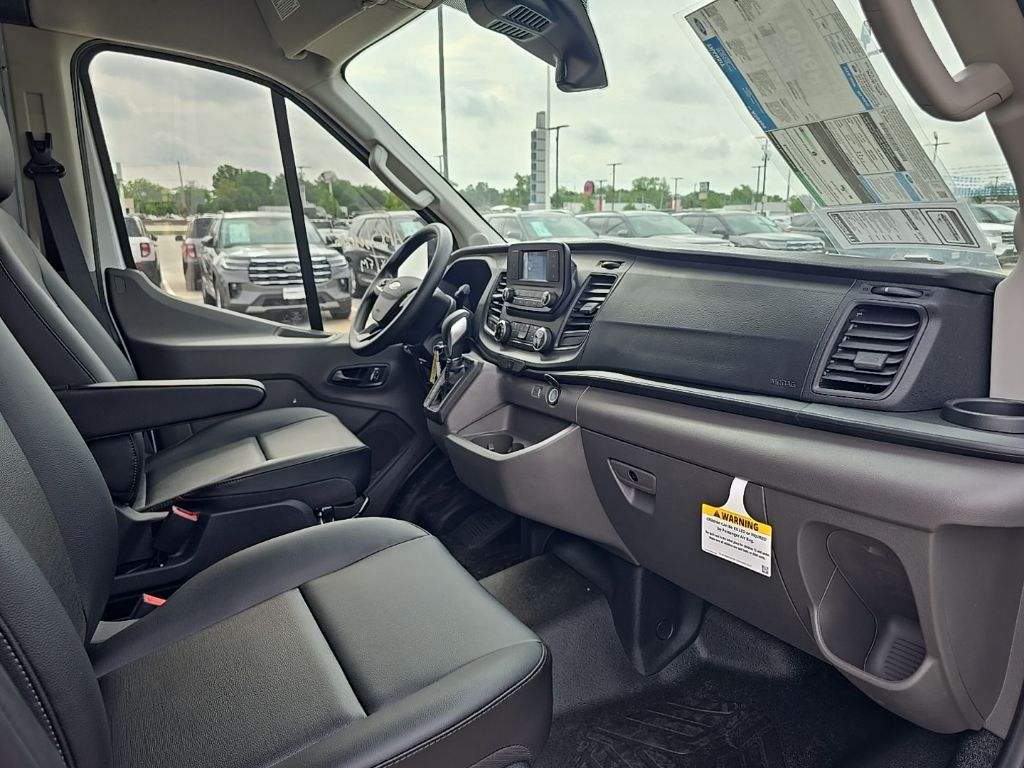2025 Ford Transit Van Base - Photo 20