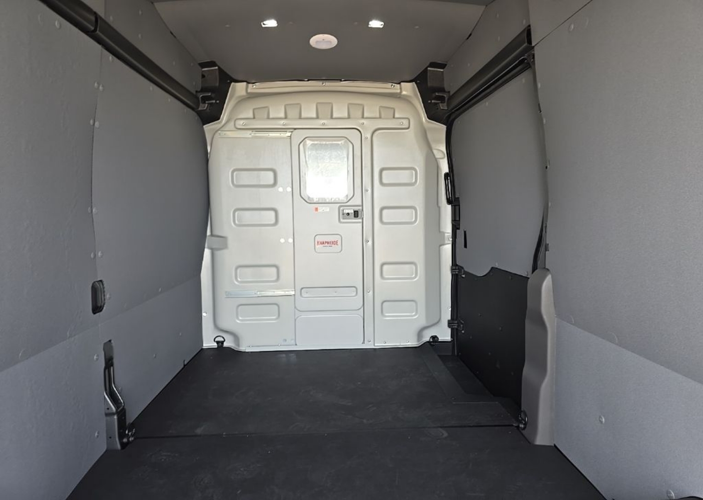 2025 Ford Transit Van Base - Photo 10