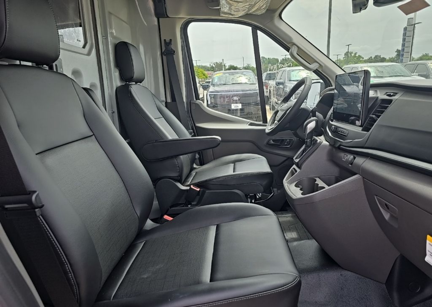 2025 Ford Transit Van Base - Photo 20