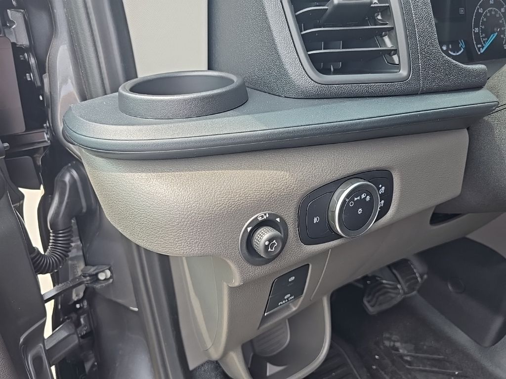 2025 Ford Transit Van Base - Photo 25