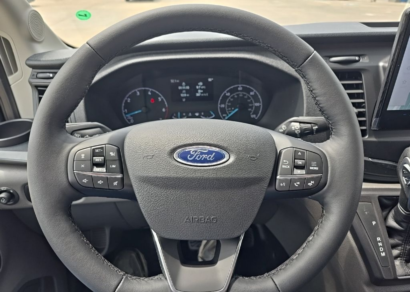 2025 Ford Transit Van Base - Photo 31