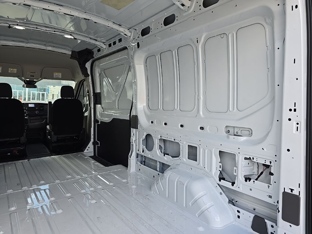 2025 Ford Transit Van Base - Photo 13