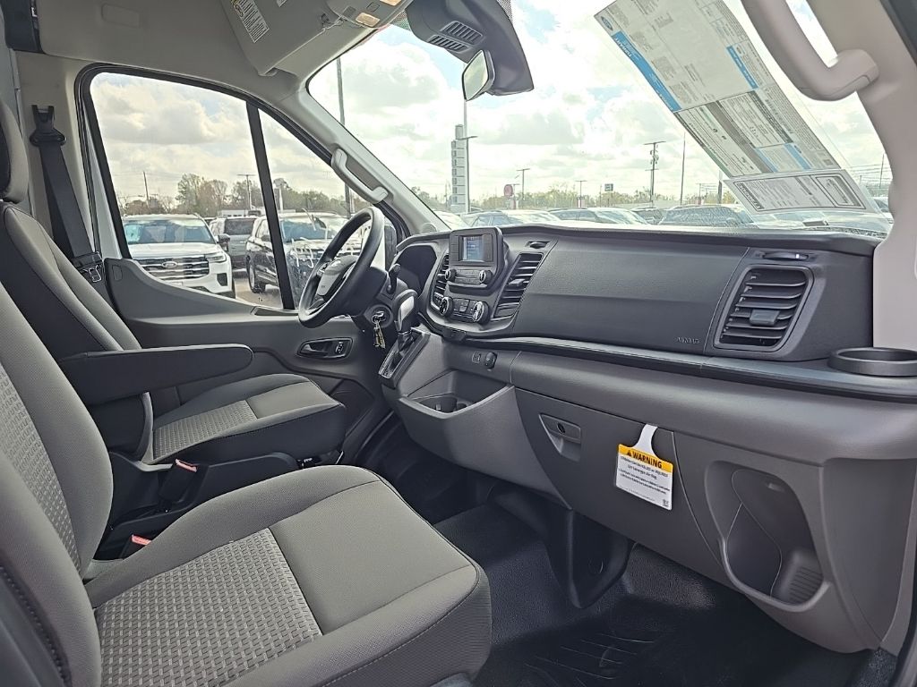 2025 Ford Transit Van Base - Photo 19