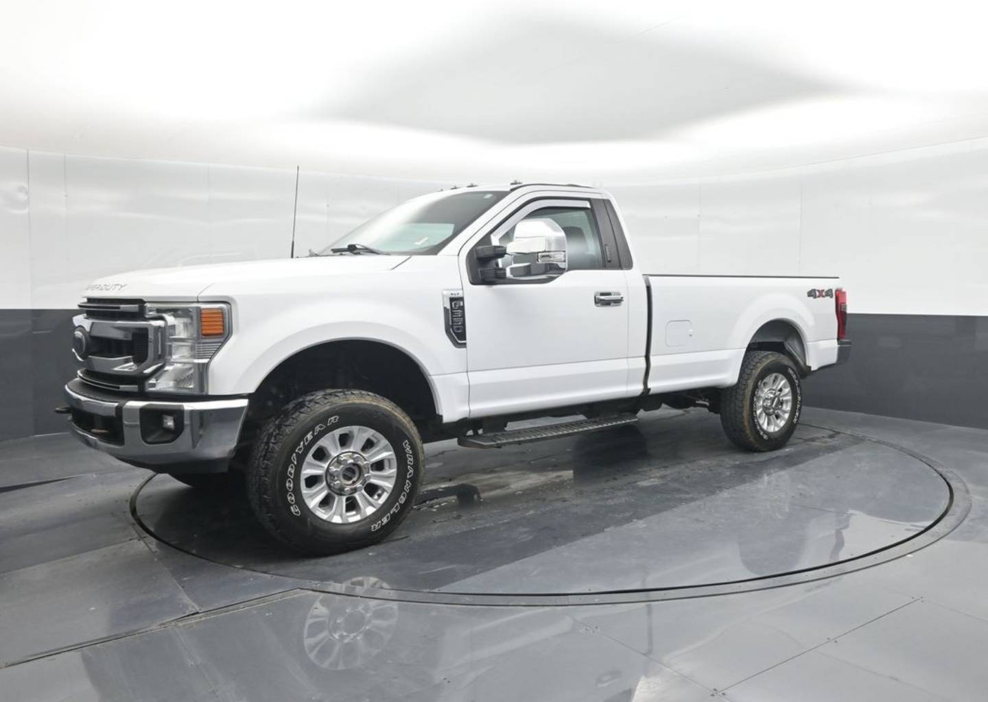 2022 Ford F-350 Super Duty XLT