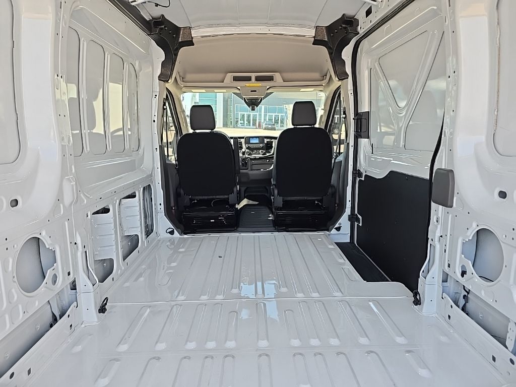 2025 Ford Transit Van Base - Photo 10