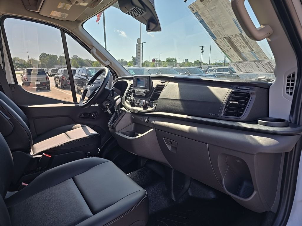 2025 Ford Transit Van Base - Photo 21