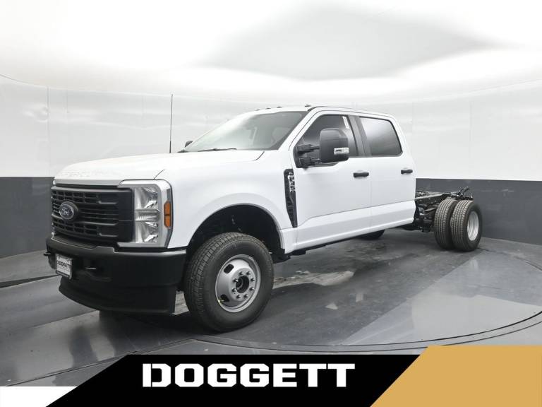 2025 Ford Super Duty F-350 DRW XL