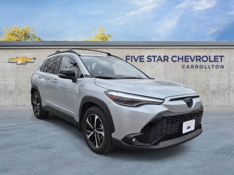 2025 Toyota Corolla Cross Hybrid SE