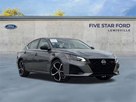 2025 Nissan Altima 2.5 SR