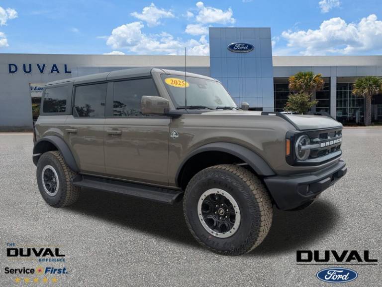 2025 Ford Bronco Outer Banks