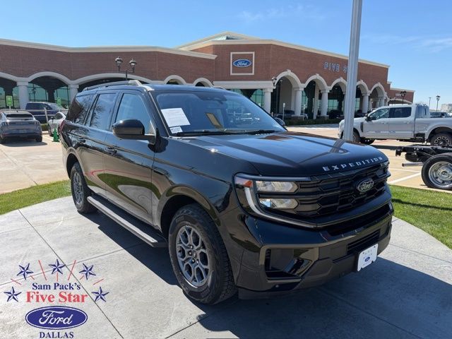 Used 2025 Ford Expedition Active