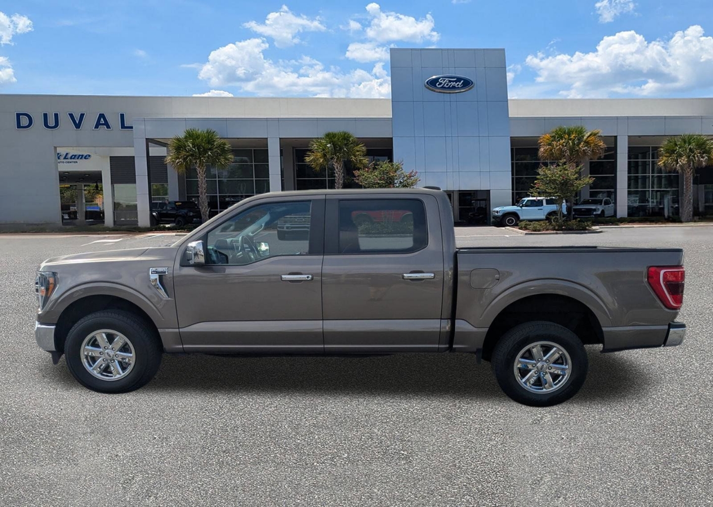 2023 Ford F-150 XLT - Photo 7