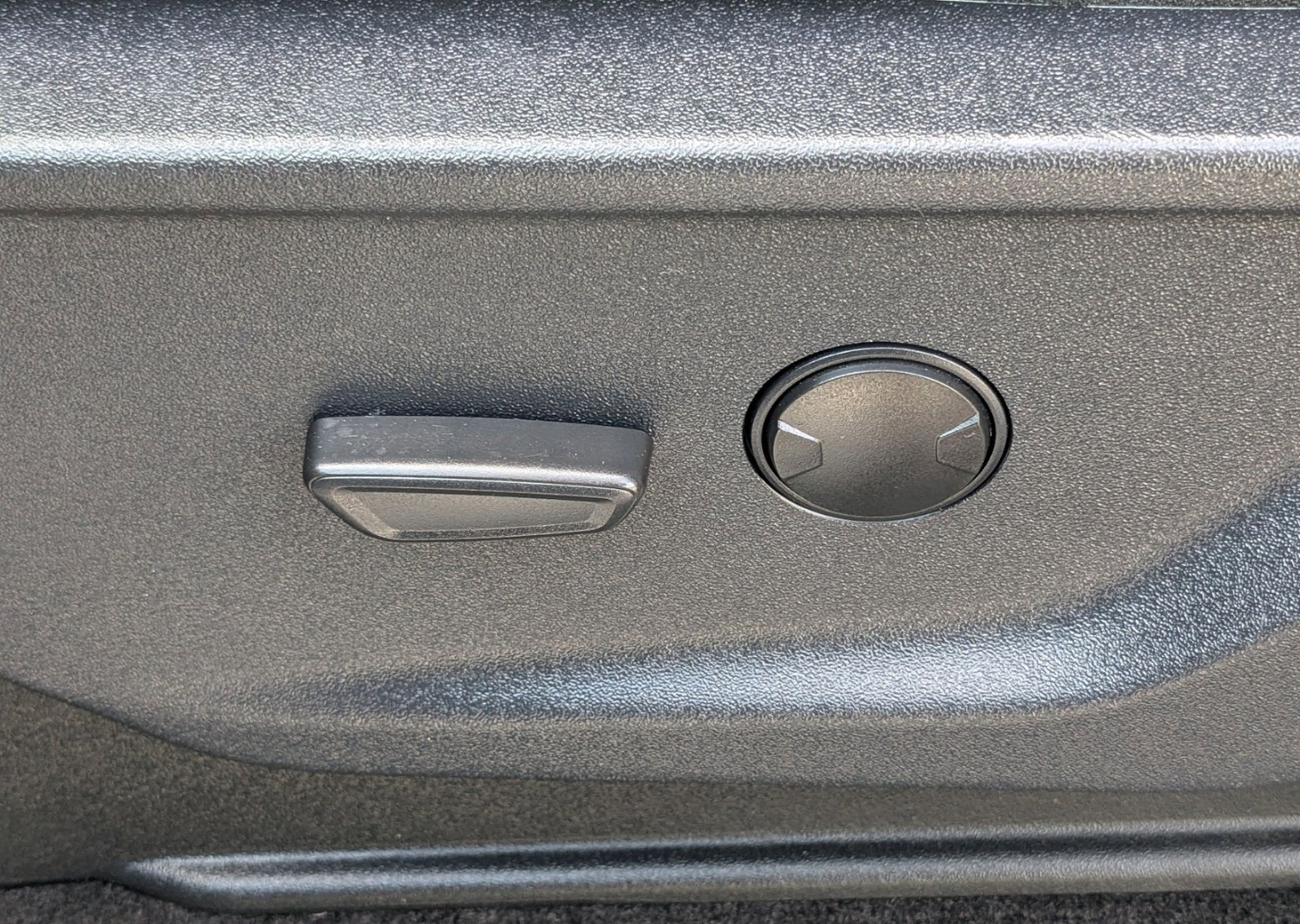 2023 Ford F-150 XLT - Photo 22