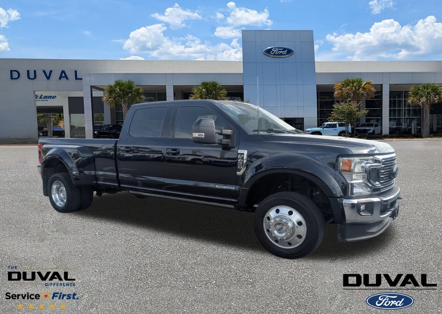 2022 Ford F-450 Lariat Crew Cab 8' Box DRW's photo
