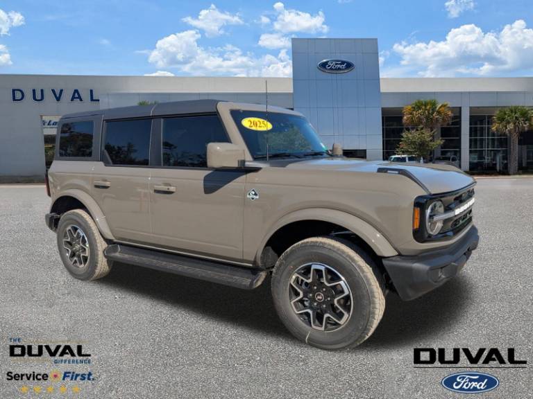 2025 Ford Bronco Outer Banks