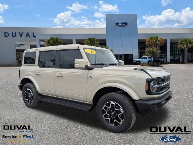 2025 Ford Bronco Outer Banks