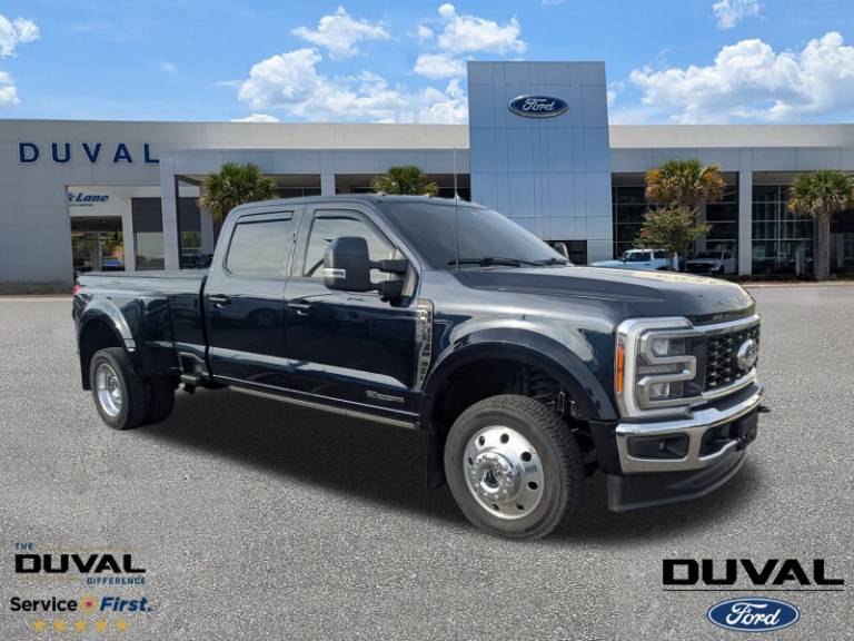 2023 Ford F-450SD LARIAT