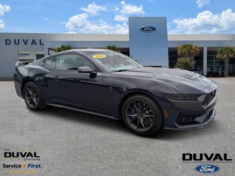 2025 Ford Mustang Dark Horse