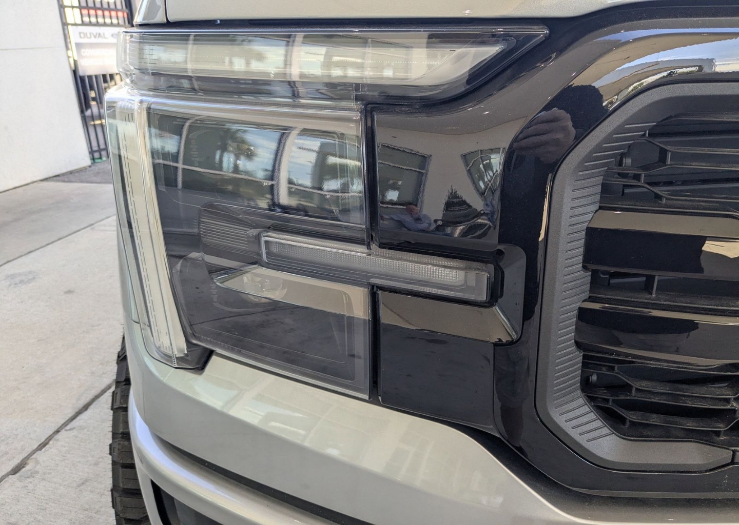 2025 Ford F-150 Lariat - Photo 10