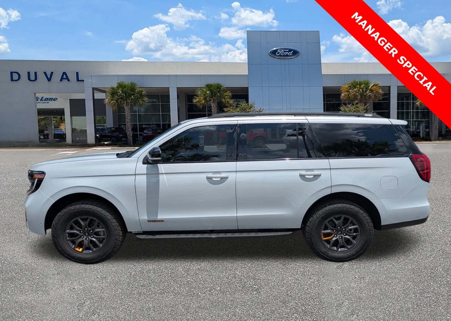 2025 Ford Expedition Tremor - Photo 6