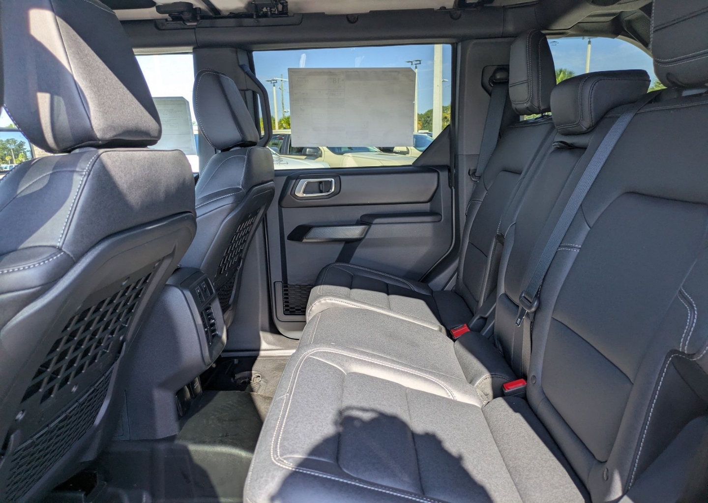 2025 Ford Bronco 4-Door Badlands - Photo 14