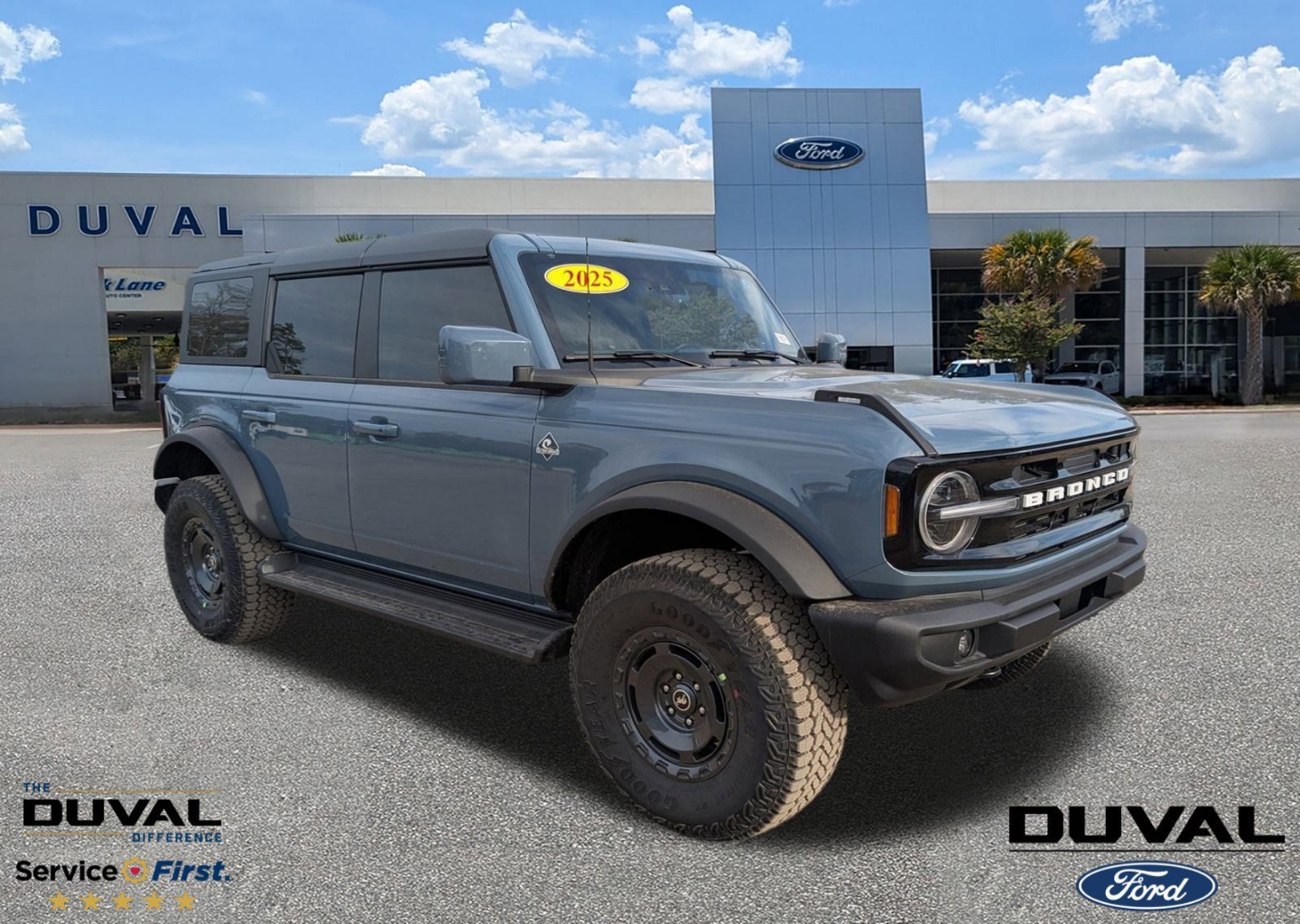 2025 Ford Bronco 4-Door Outer Banks